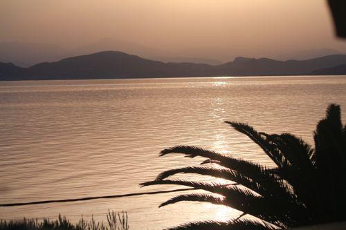 Apartament Finikas *