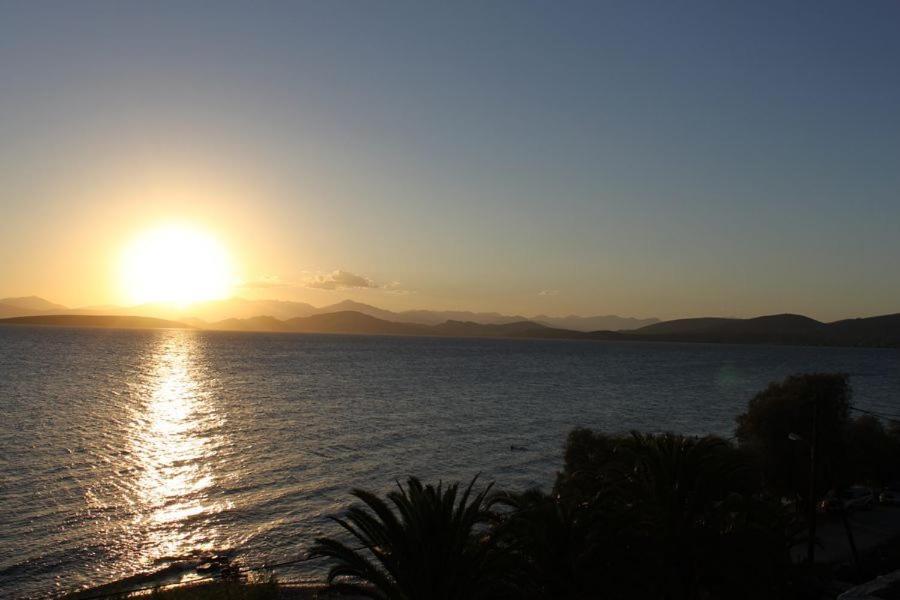Apartament Finikas *